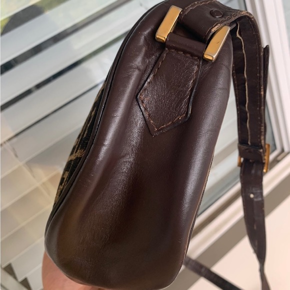 Vintage FF Shoulder Bag - Picture 6 of 12